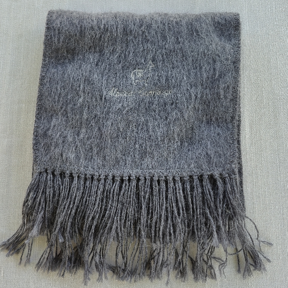 Alpaca Camargo  Gray Fringed Scarf
